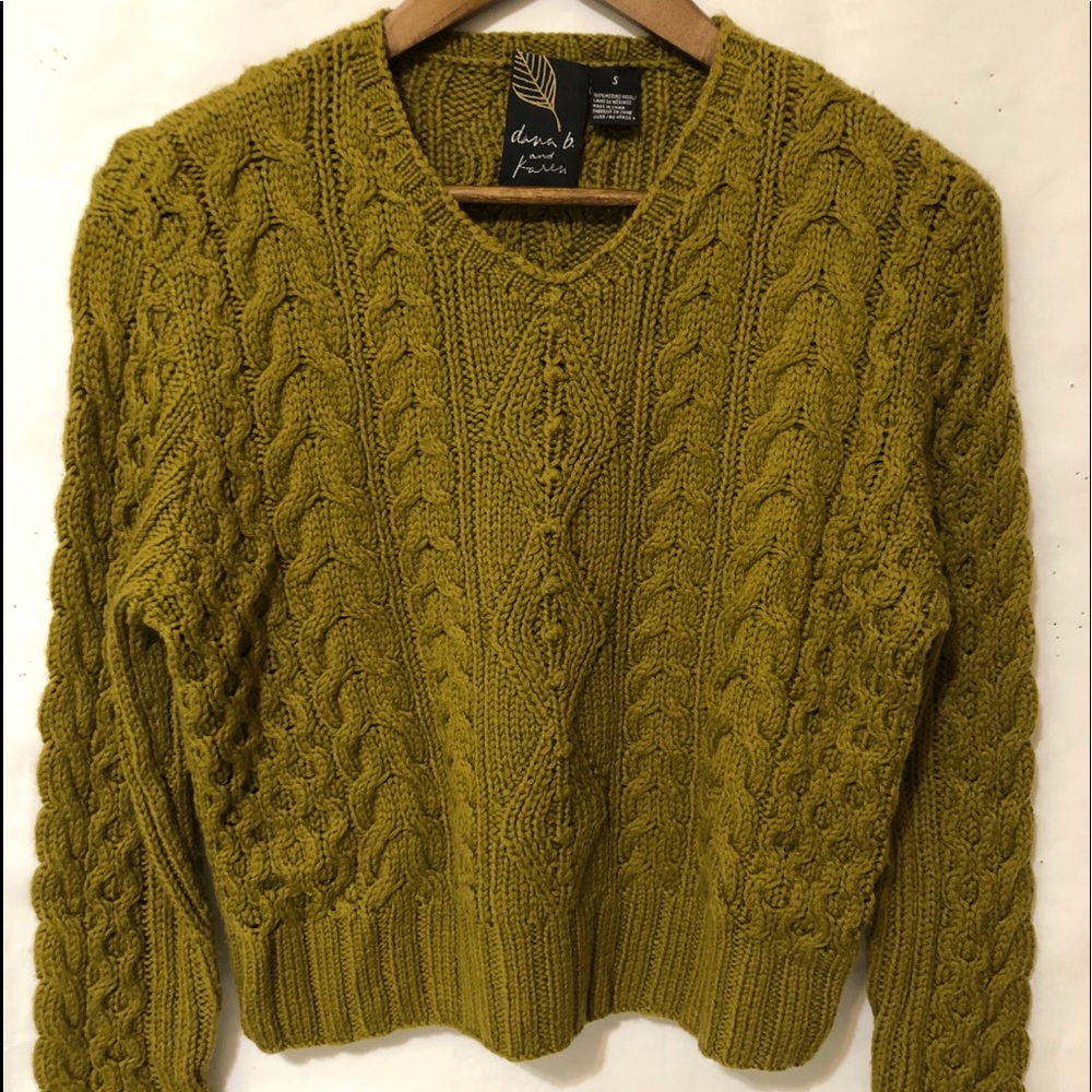 Dana B and Karen cable Cable Knit Sweater Small